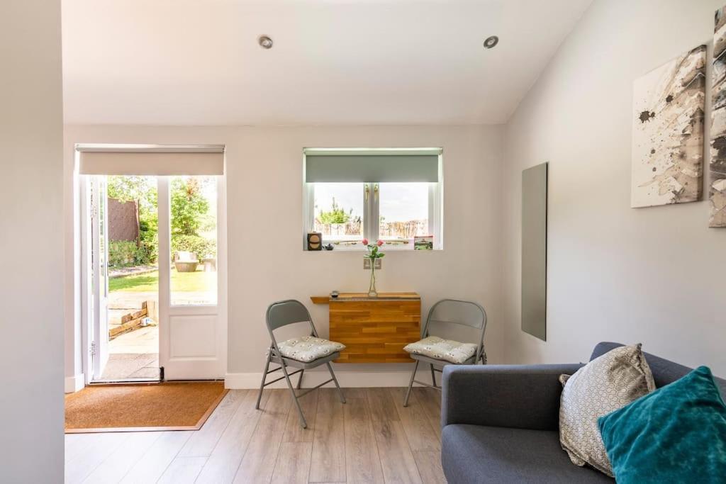 The Summerhouse, Countryside Retreat With Private Hot Tub Bridgnorth Ngoại thất bức ảnh