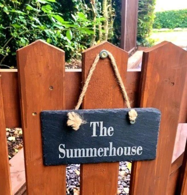 The Summerhouse, Countryside Retreat With Private Hot Tub Bridgnorth Ngoại thất bức ảnh